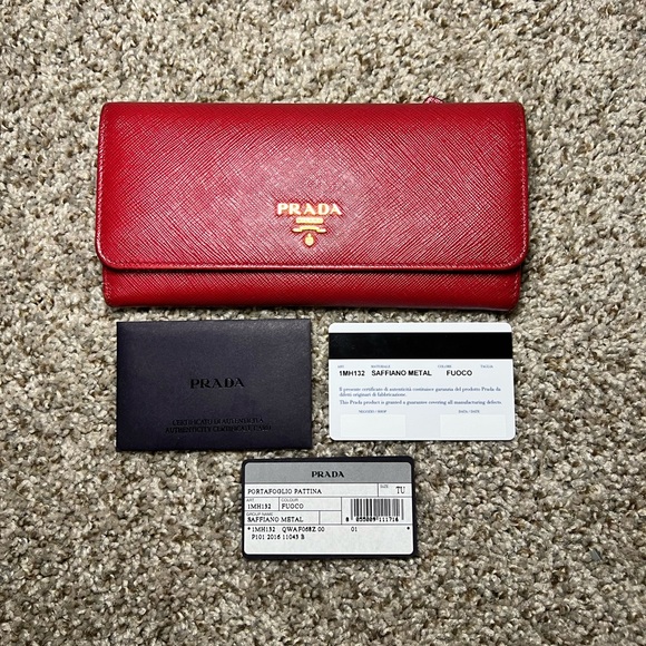 PRADA Red Leather Saffiano Wallet 1MH132 - Picture 2 of 16